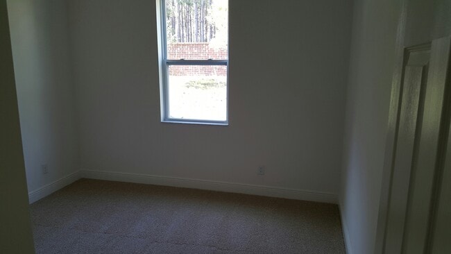 Building Photo - 1065 Vinsetta Cir