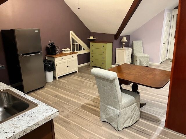 Building Photo - 7514 Norwood Ave