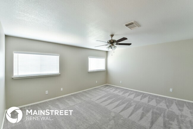 Building Photo - 10207 Rainbow Creek