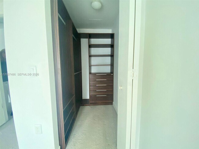 Building Photo - 1100 S Miami Ave