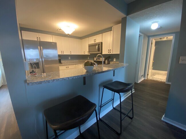 Building Photo - 422 Ocean Blvd N