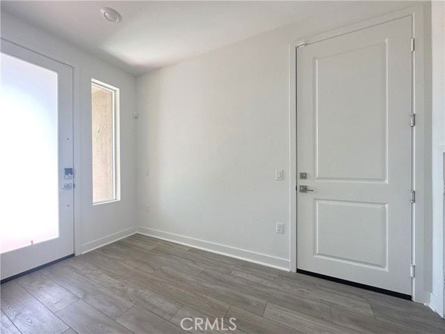 Building Photo - 322 Tank