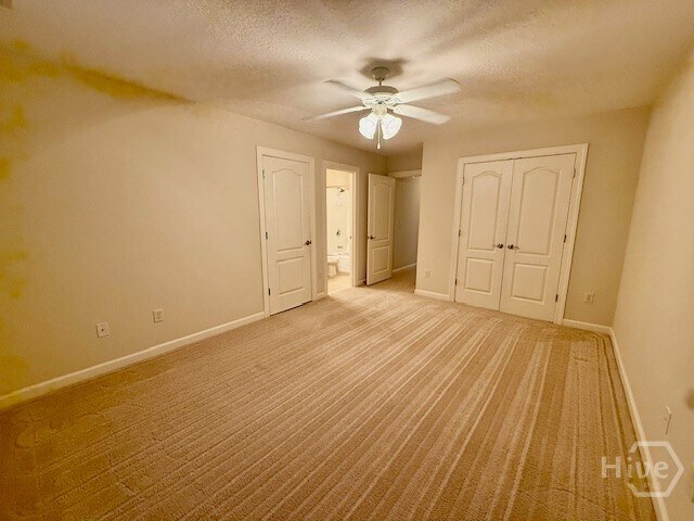 Building Photo - 204 Oak Branch Ct