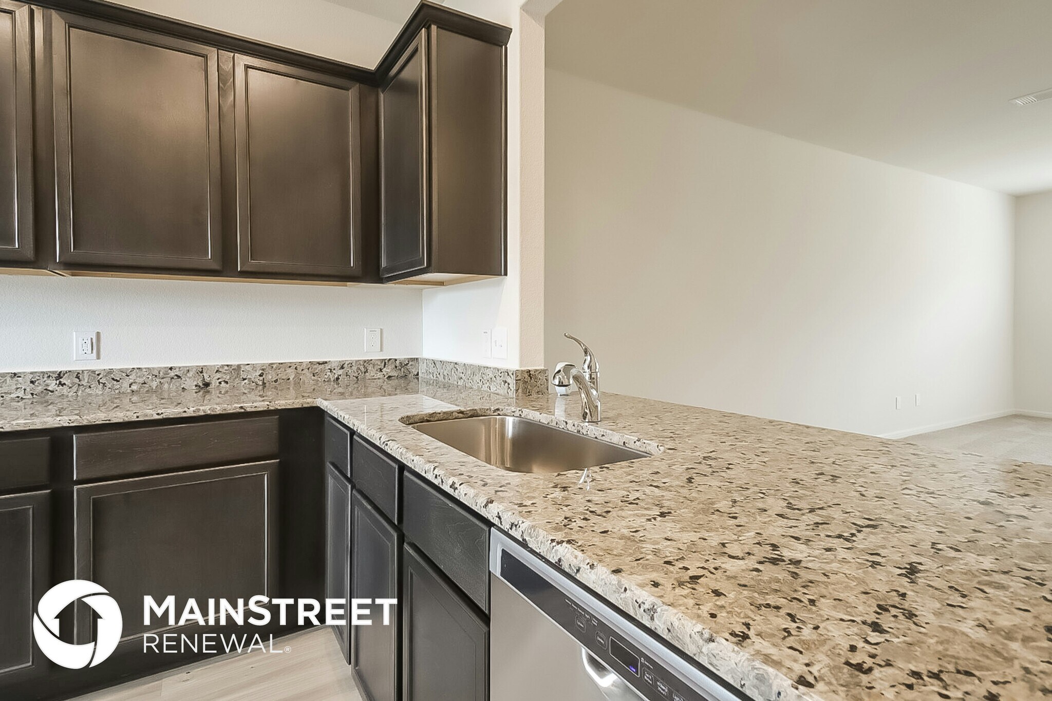 Building Photo - 26213 Raphael Dr