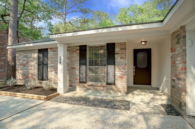 Building Photo - 179 Sandpebble Dr