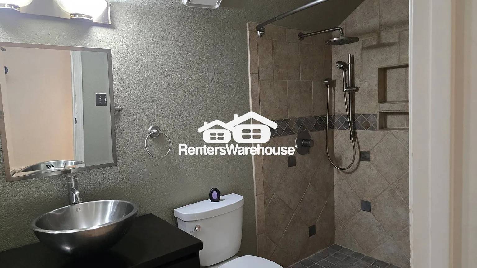 Building Photo - 8181 N Brookshire Ct
