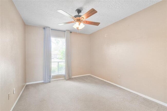 Building Photo - 3107 Woodstone Dr