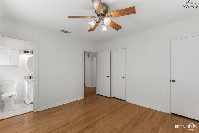 Building Photo - 2409 Martin St