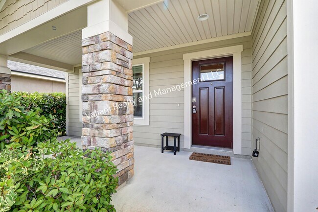Building Photo - 14825 Rain Lily St