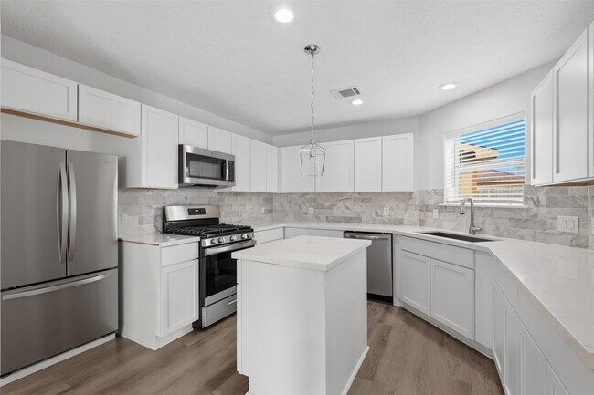 Building Photo - 9026 McGallion Rd