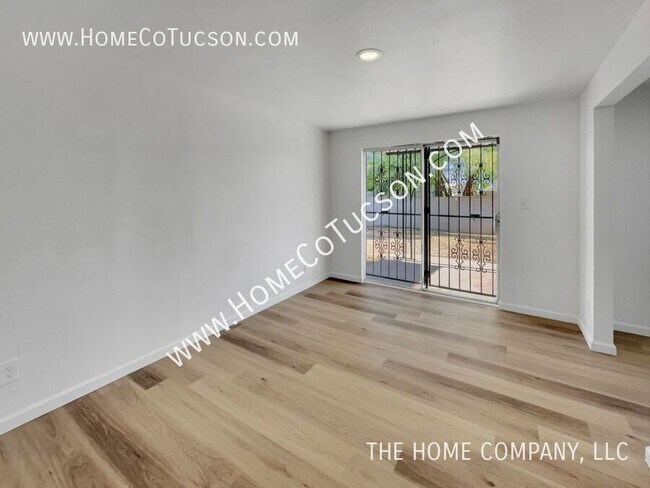 Building Photo - 8509 E Beverly St