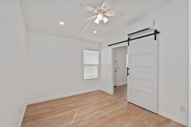 Building Photo - 720 Pritchett Ln