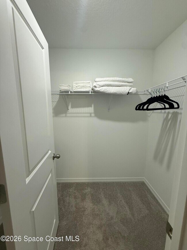 Building Photo - 518 Santo Domingo Ave SW