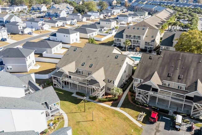 Building Photo - Fully Furnished W/ All Utilities Included!...