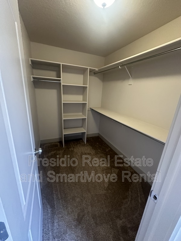 Building Photo - 14343 S Highfield Dr