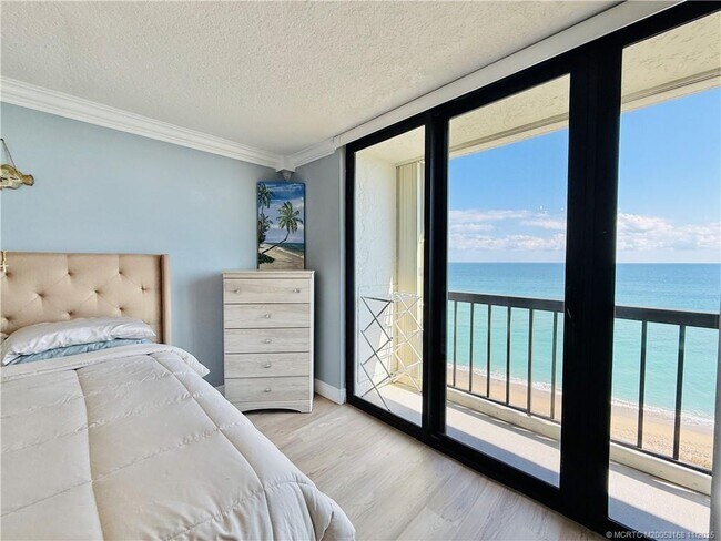 Building Photo - 10680 S Ocean Dr