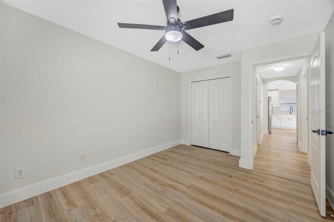 Building Photo - 19026 Fishermans Bend Dr