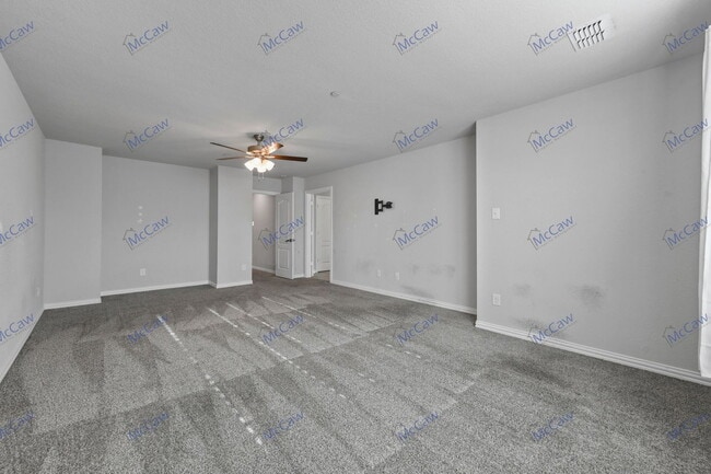 Building Photo - 3500 Cricket Dr