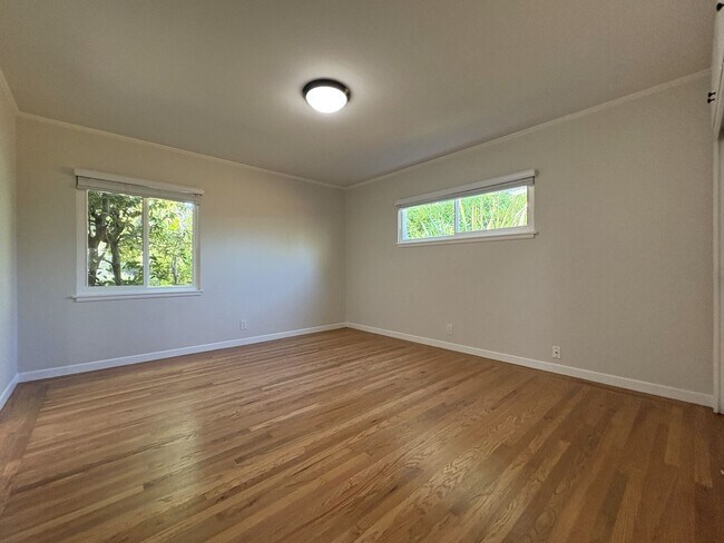 Building Photo - Charming 3BR/2BA Home in West Menlo Park
