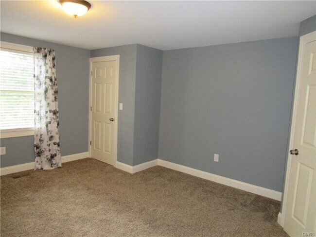 Building Photo - 4091 Kidron Ln