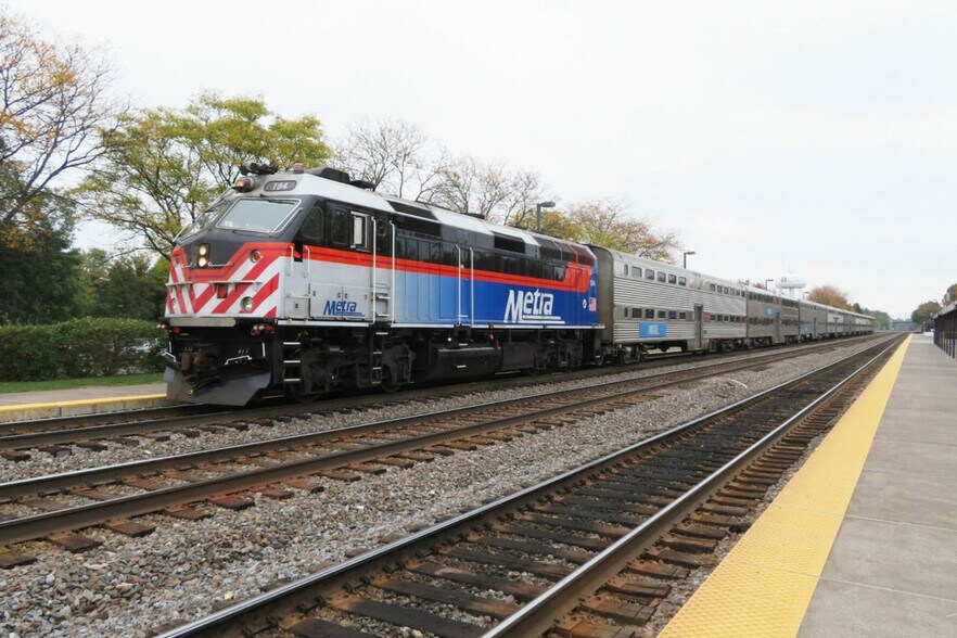 Building Photo - 4903 Spencer Ave