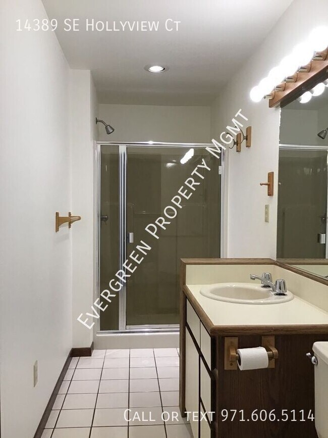 Building Photo - Amazing Damascus Ranch House! $3,195 3BD/2...