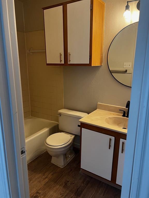 Building Photo - 405 Fantail Loop
