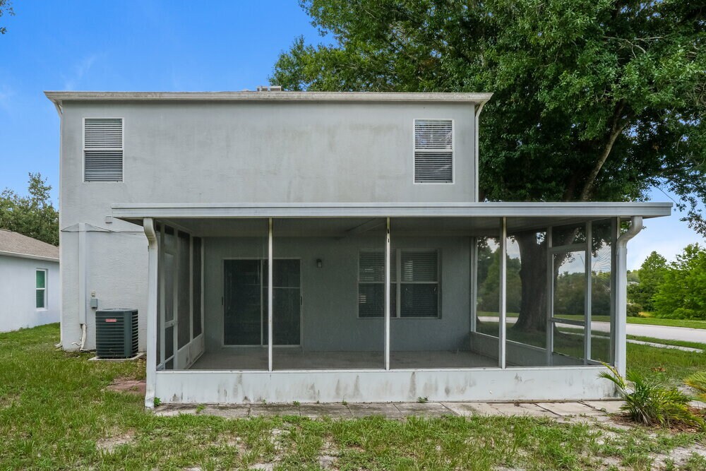 Building Photo - 10430 Blackmore Dr