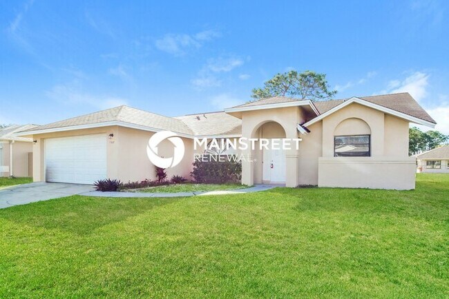 Building Photo - 3 Bedroom Pet-Friendly Home in PALM BAY, F...