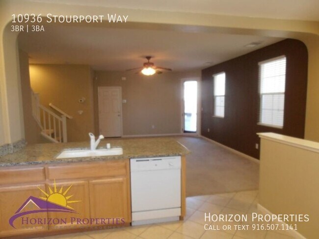 Building Photo - Modern Two-story 3 Bed 2.5 Bath 1,374 sqft...