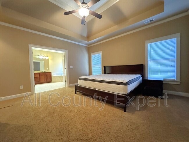 Building Photo - 1520 Vassar Ave