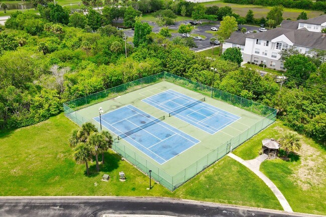 Building Photo - 1915 Westminster Cir