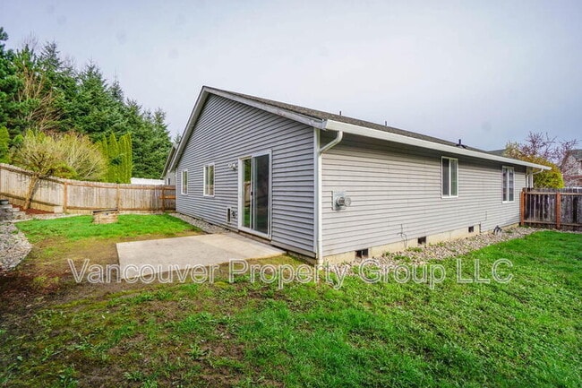 Building Photo - 8601 NE 84th St