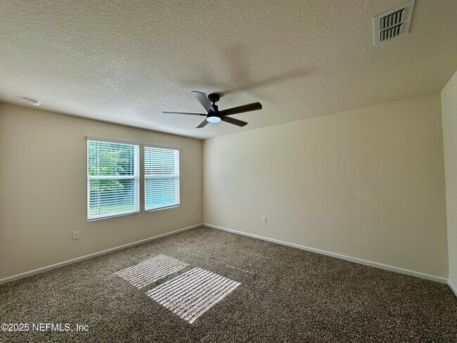 Building Photo - 3330 Lawton Pl