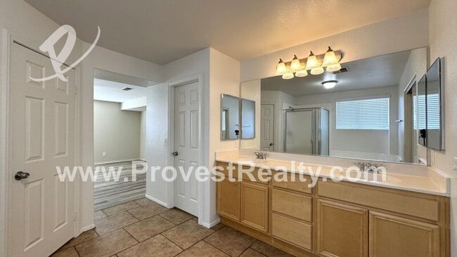 Building Photo - 13859 Lobelia Way