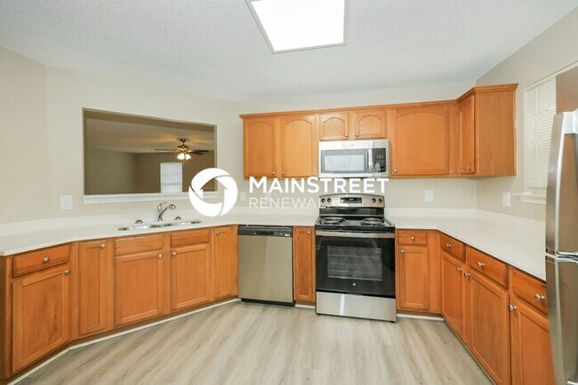 Building Photo - 4 Bedroom Pet-Friendly Home in HAMPTON, GA with Main Street Renewal