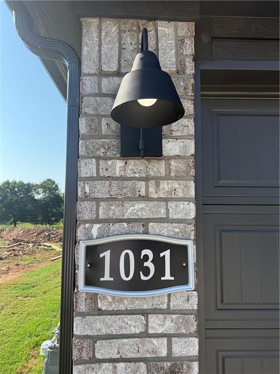Building Photo - 1031 Vista Dr