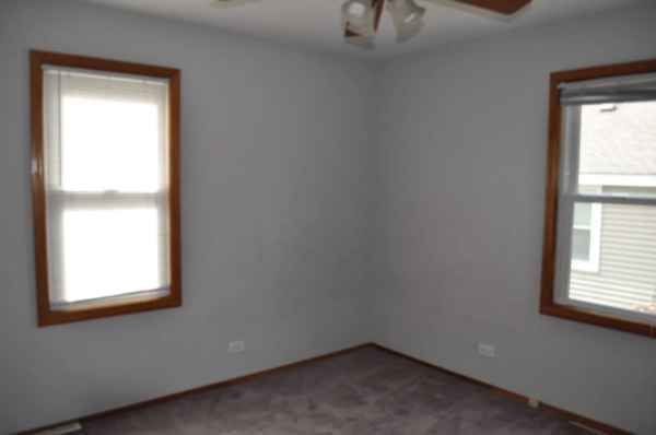 Building Photo - 26150 W Mallard Ave