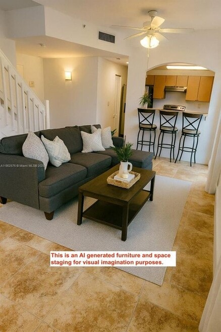 Building Photo - 357 N Royal Poinciana Blvd