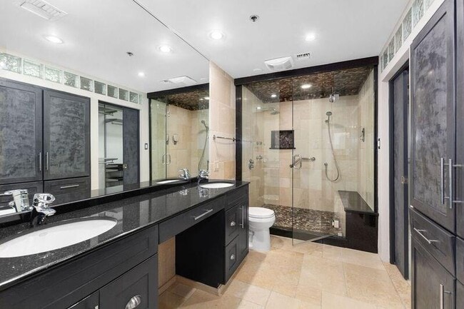 Building Photo - 40 N Interstate Hwy 35