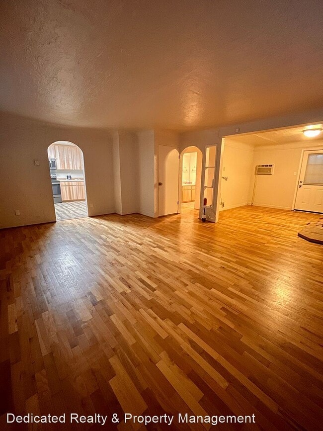 Building Photo - 2 br, 1 bath House - 261 Wilcox Rd.