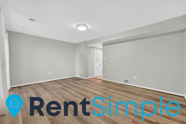 Building Photo - 14828 Ensor Ct