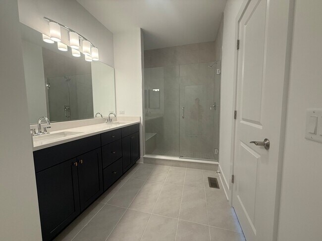 Building Photo - 1191 Gateway Ct