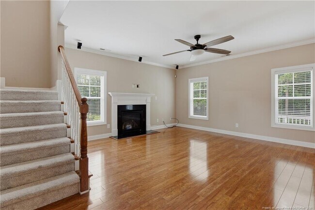 Building Photo - 138 Valley Pines Cir