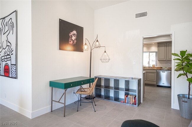 Building Photo - 6146 Peppermill Dr