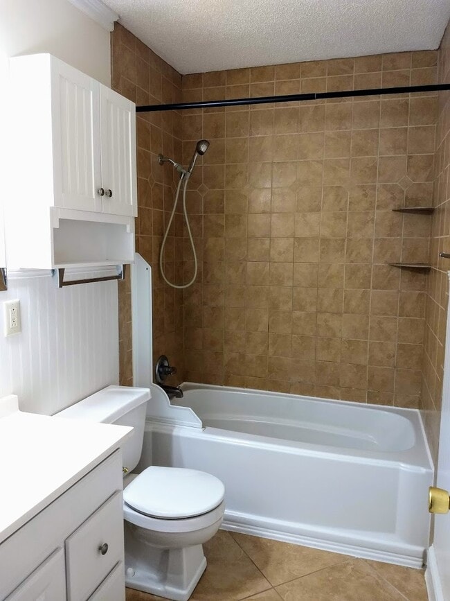 Building Photo - 51 Wilshire Heights Dr