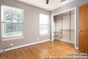 Building Photo - 303 Schmeltzer Ln