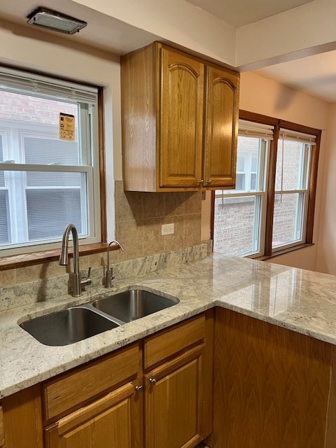 Sink - 5748 W Montrose Ave