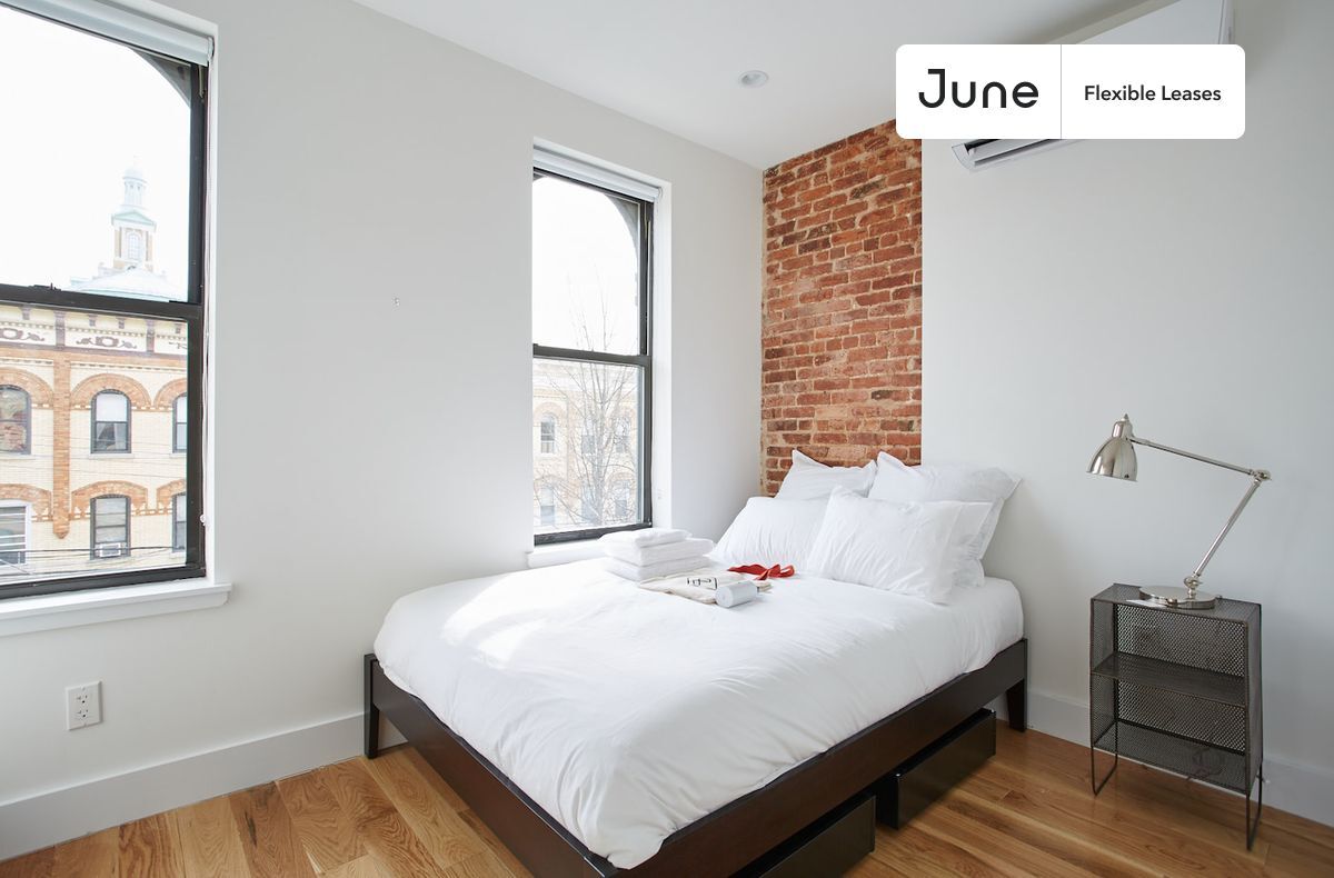 Building Photo - Prime ROOM at The Cornelia House