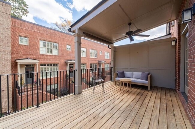 Building Photo - 821 Virginia Park Cir NE